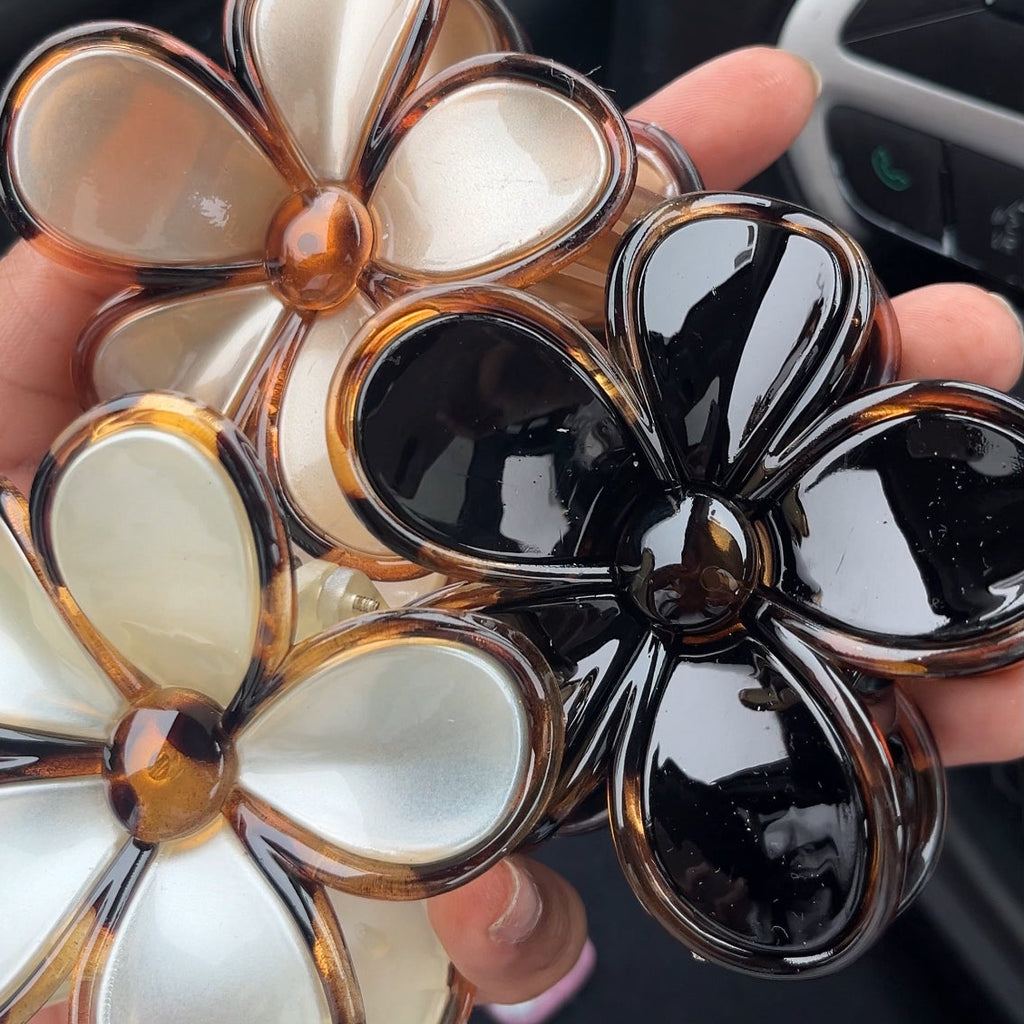 90s Flower Hair Clips